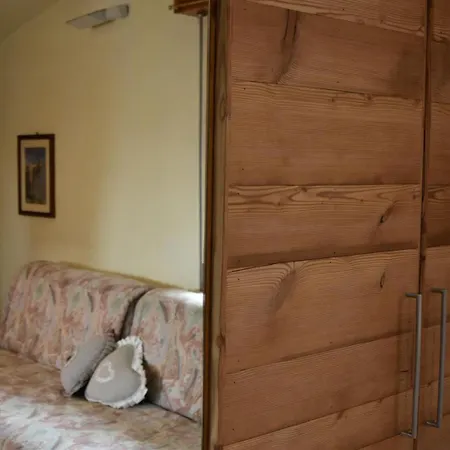 Monica's Mansarda - Stella Alpina Apartment *